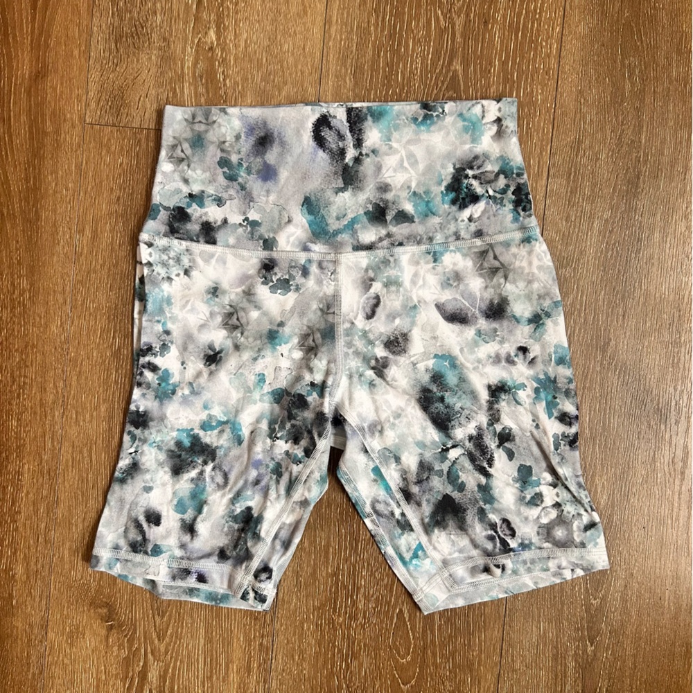 Lululemon Align Shorts Blue Grey Cycling Pilates Yoga - Picture 4 of 4